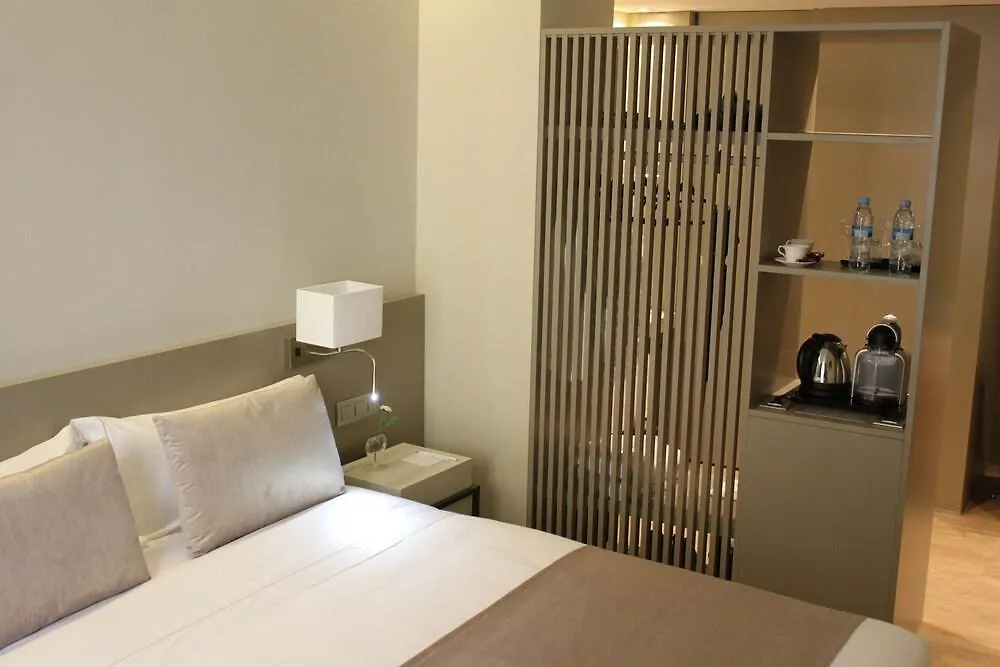 Hotel Well And Come Barcelona
