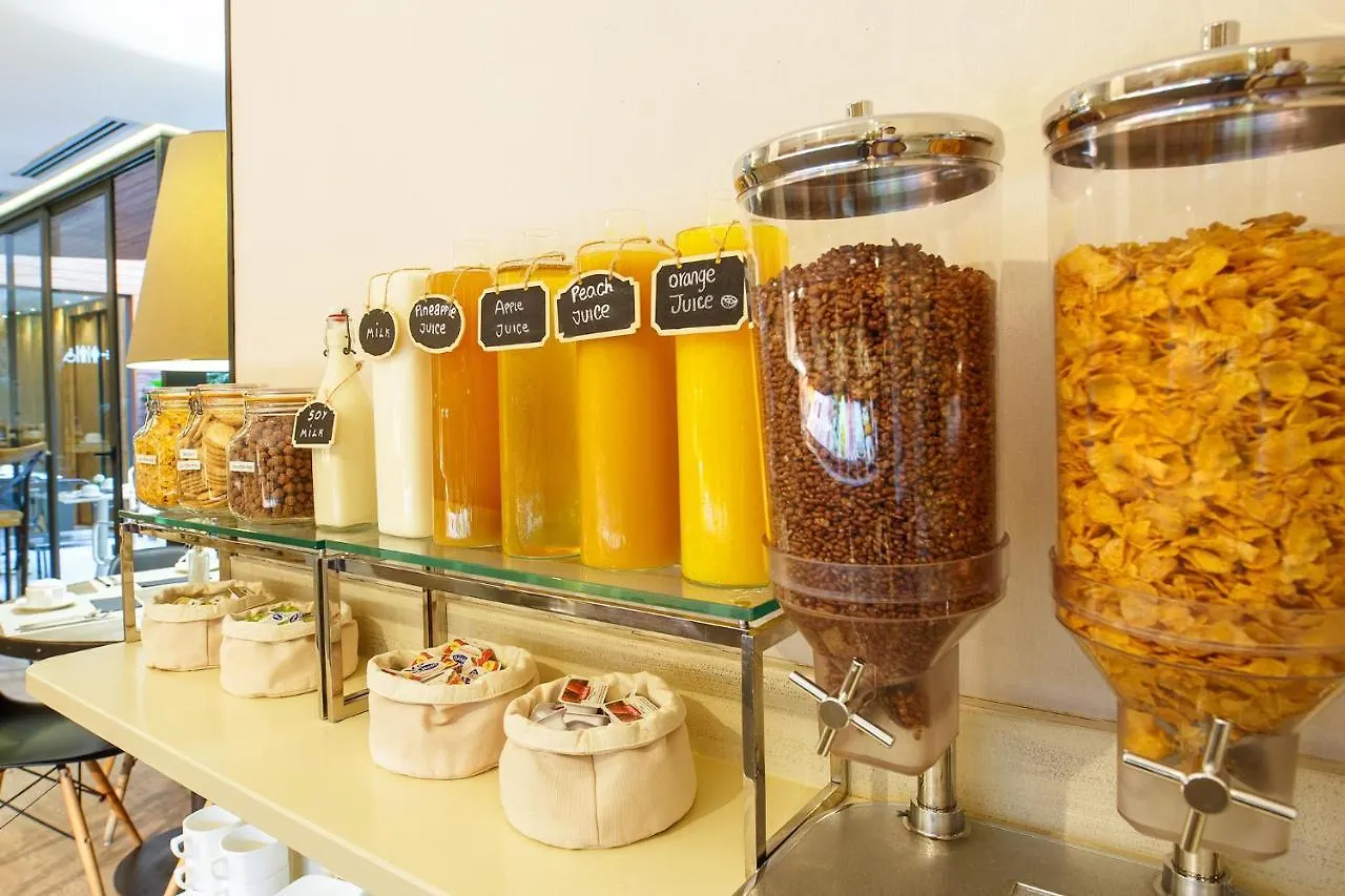 Hotel Well And Come Barcelona 4*,  Hiszpania